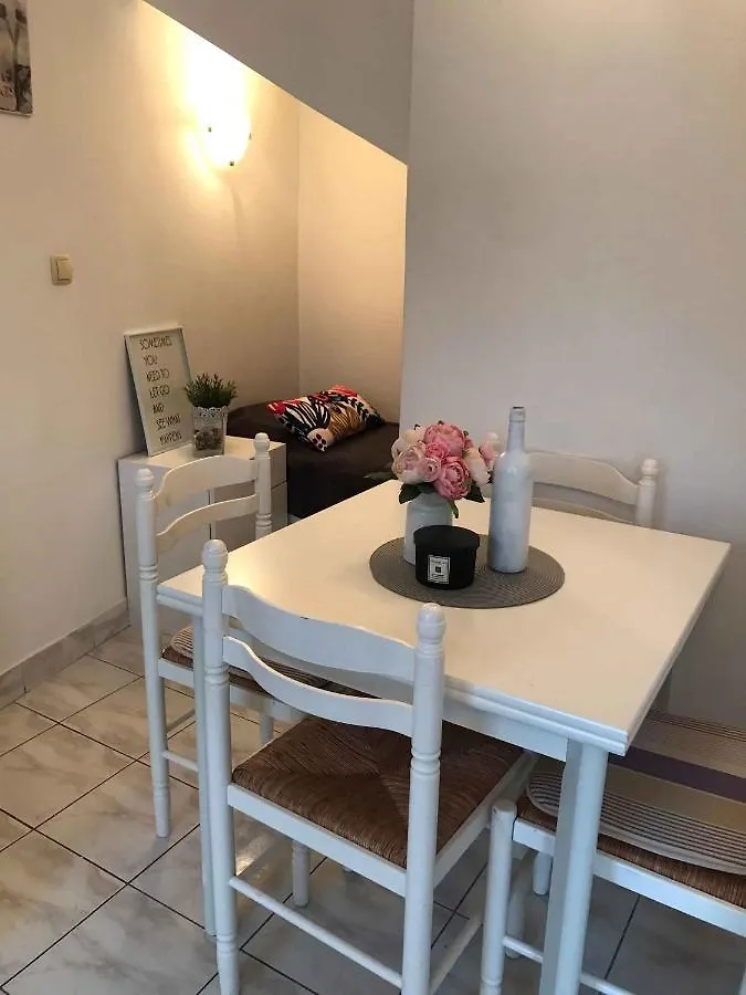 Apartments In Crikvenica 41045
